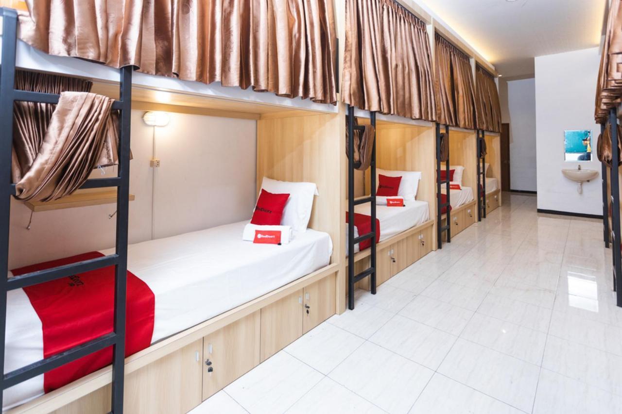 Reddoorz Hostel @ Malang City Center 2 Bagian luar foto