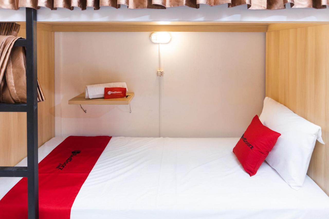 Reddoorz Hostel @ Malang City Center 2 Bagian luar foto